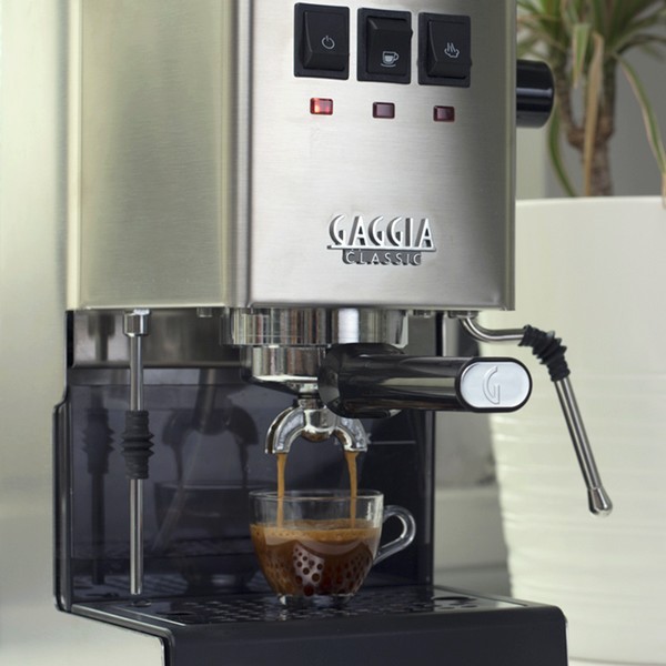 Machine à café espresso Gaggia New Classic RI9480/11 + 1 kg Café moulu